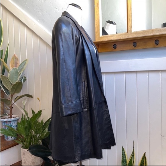 Maxima for Neiman Marcus Lambs Leather Coat in Black - Picture 15 of 16